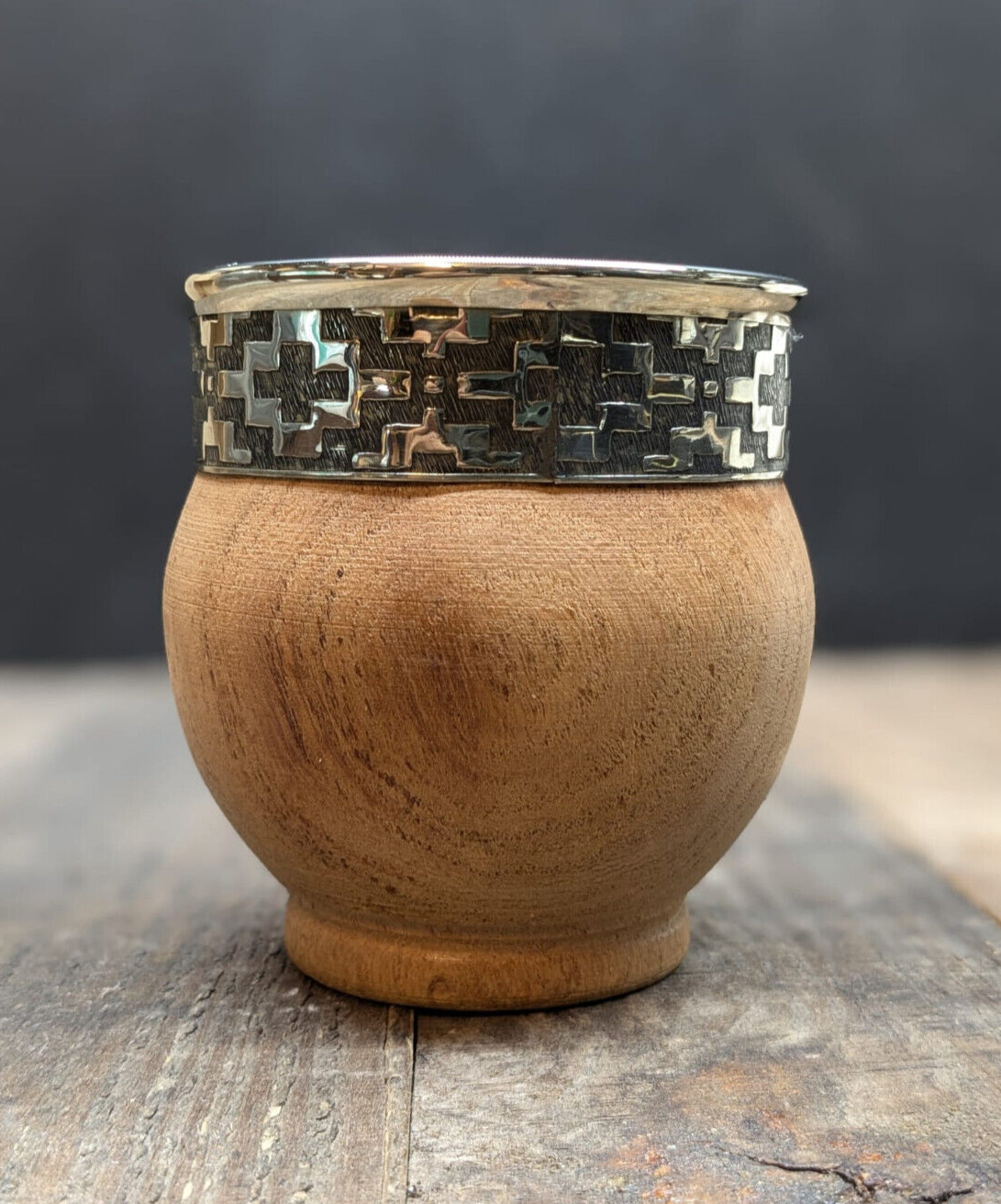 Argentinean wooden (Algarrobo) Mate with metal details