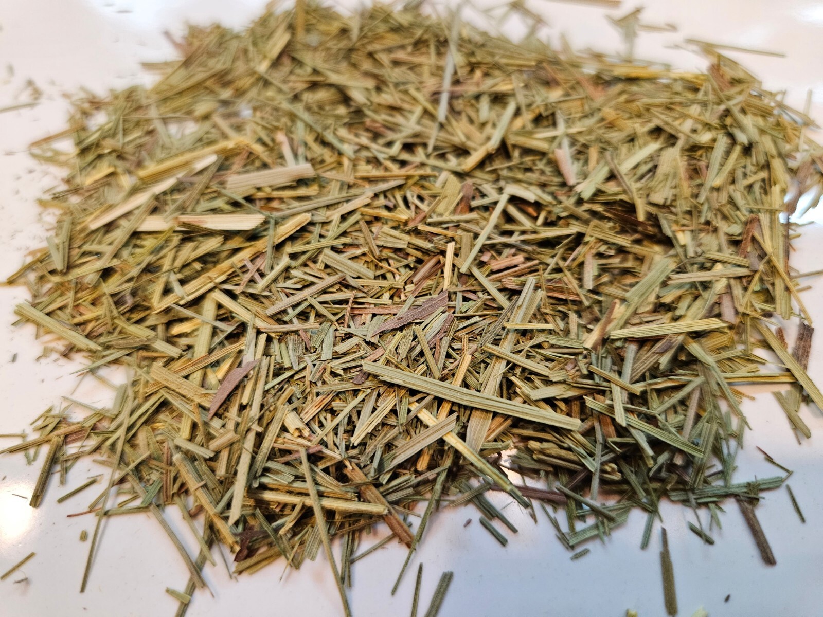 Freshly Dried Lemongrass (Cymbopogon citratus) Herbal Tea Finely Chopped