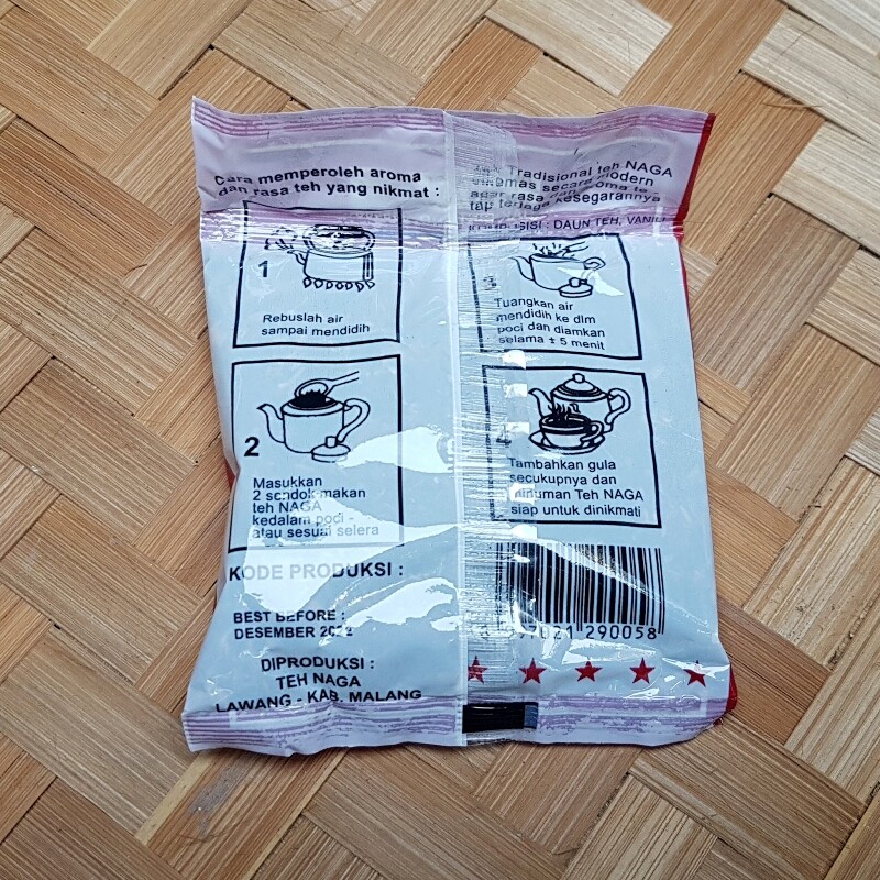 Teh Naga Indonesia Traditional Tea, 1 package (10 pcs)
