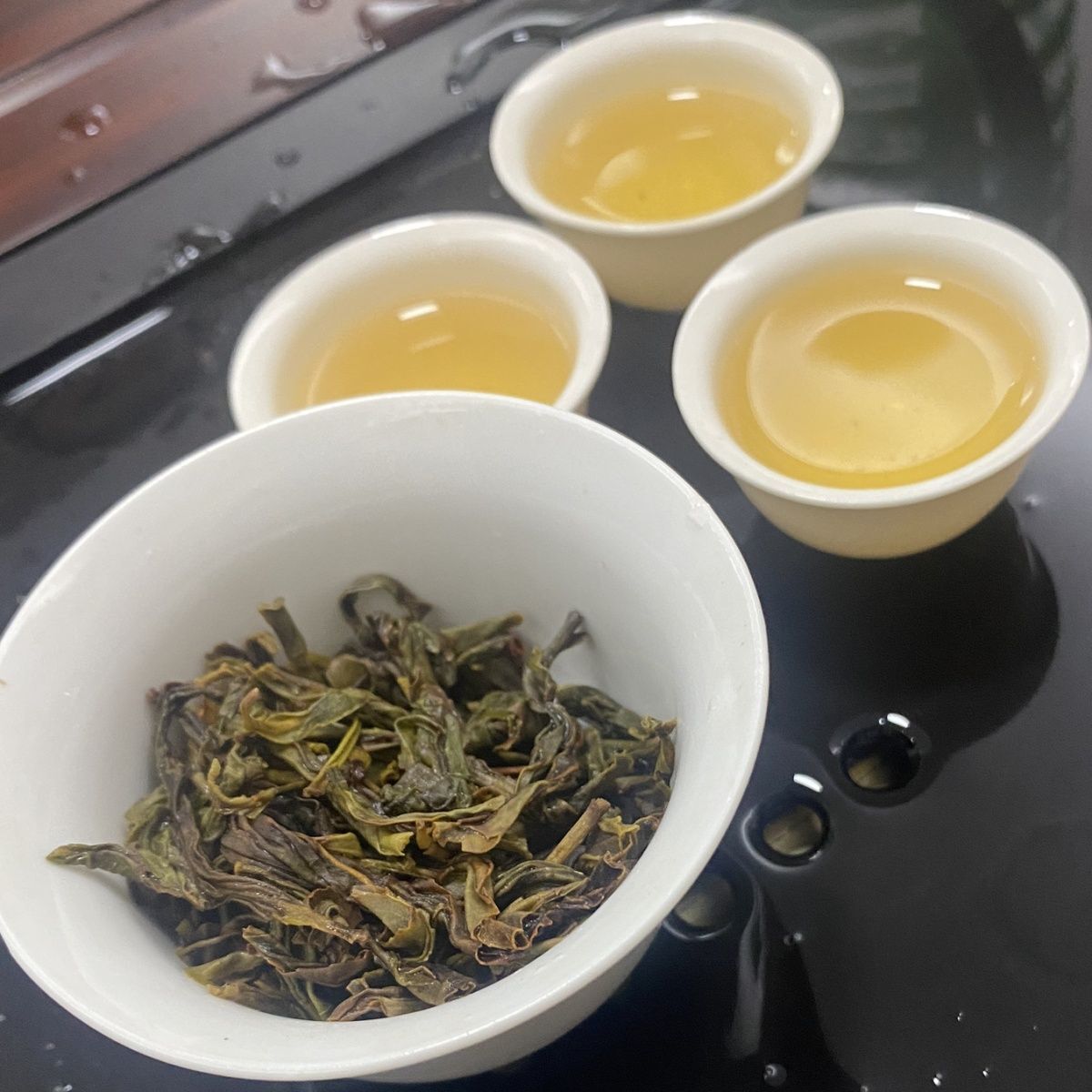 Chinese Tea Chaozhou Dancong Oolong Tea with Honey Sweet Taste Ya Shi Xiang
