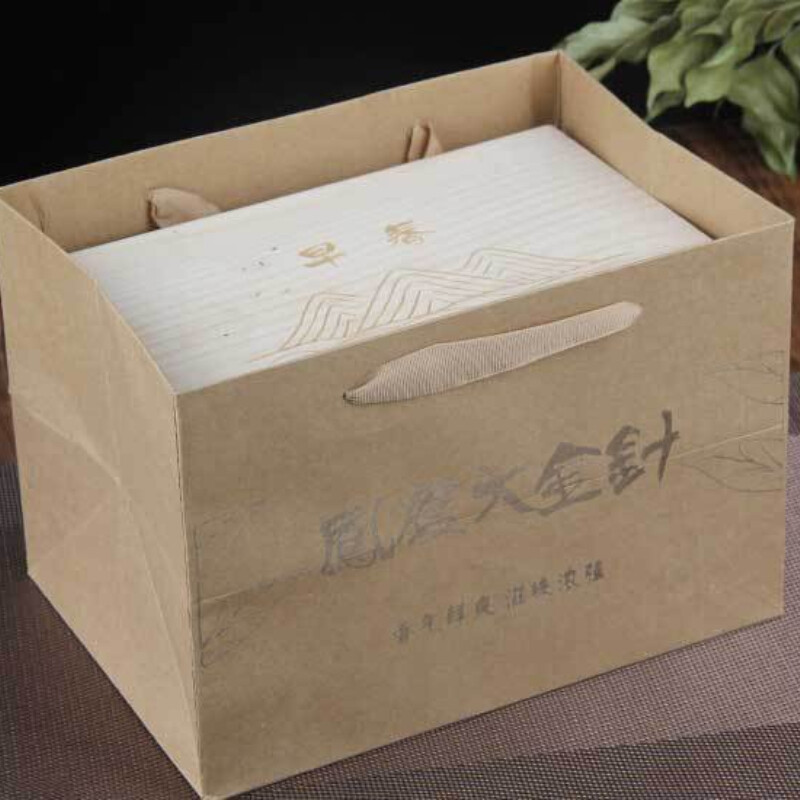 500g wooden box Yunnan ancient tree big gold needle golden bud Dian Hong tea