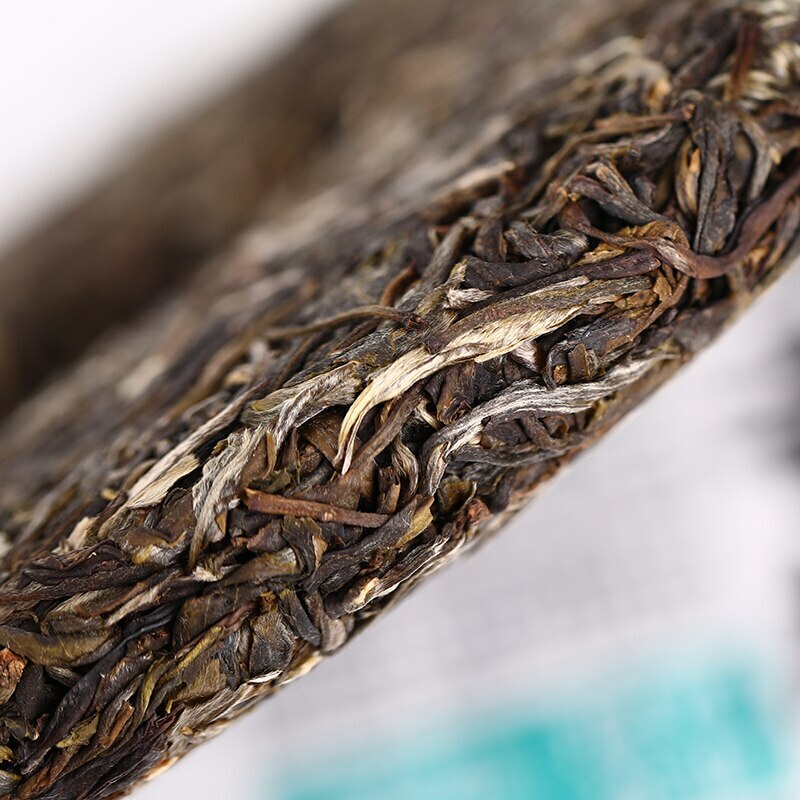 Lao Tong Zhi Yunnan Old Tree Raw Puer Tea Cake Haiwan Shen Shan Puerh