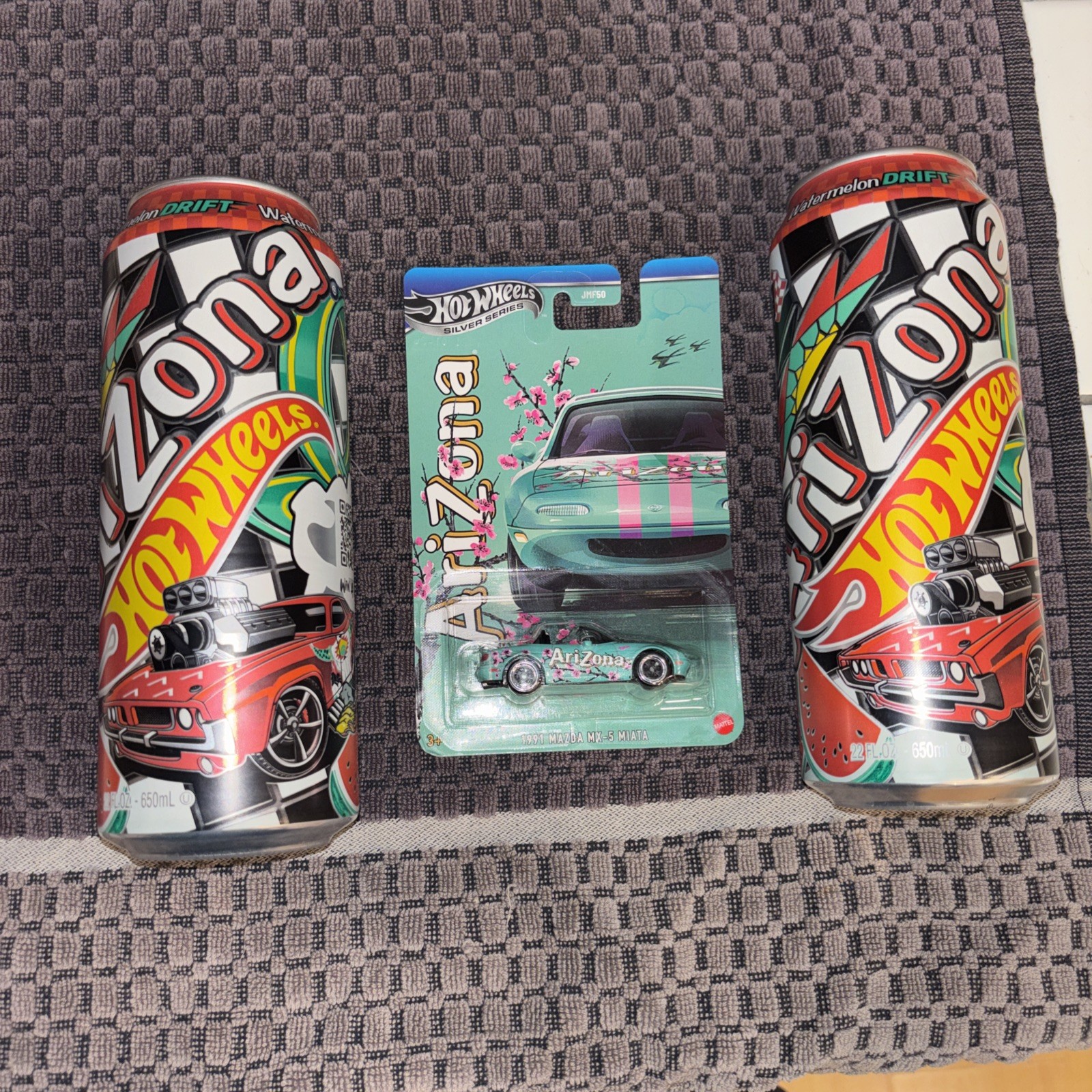 VERY HARD TO FIND!!! 2 WATERMELON DRIFT ARIZONAS CANS & THE 1991MAZDA HW PROMO