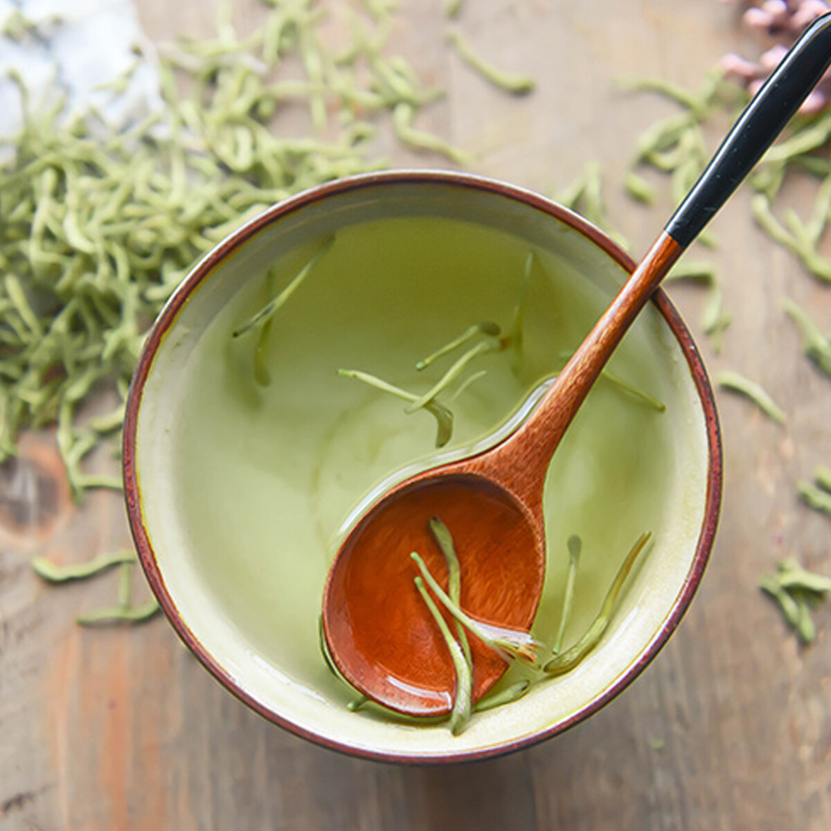 Premium Wild Honeysuckle Herbal Tea Natural Heat Clearing Detox Drink