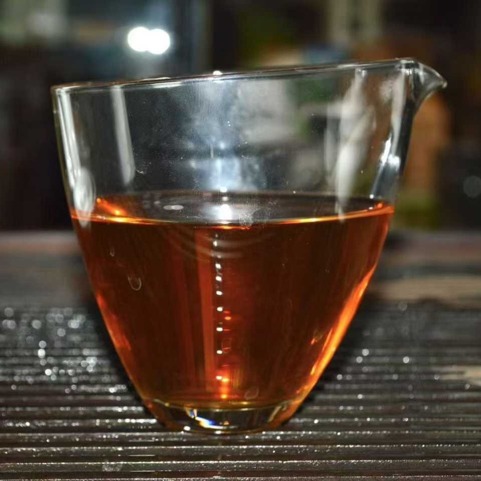 2004 Tongxing Hao Vintage Raw Pu-erh Tea Cake – 357g