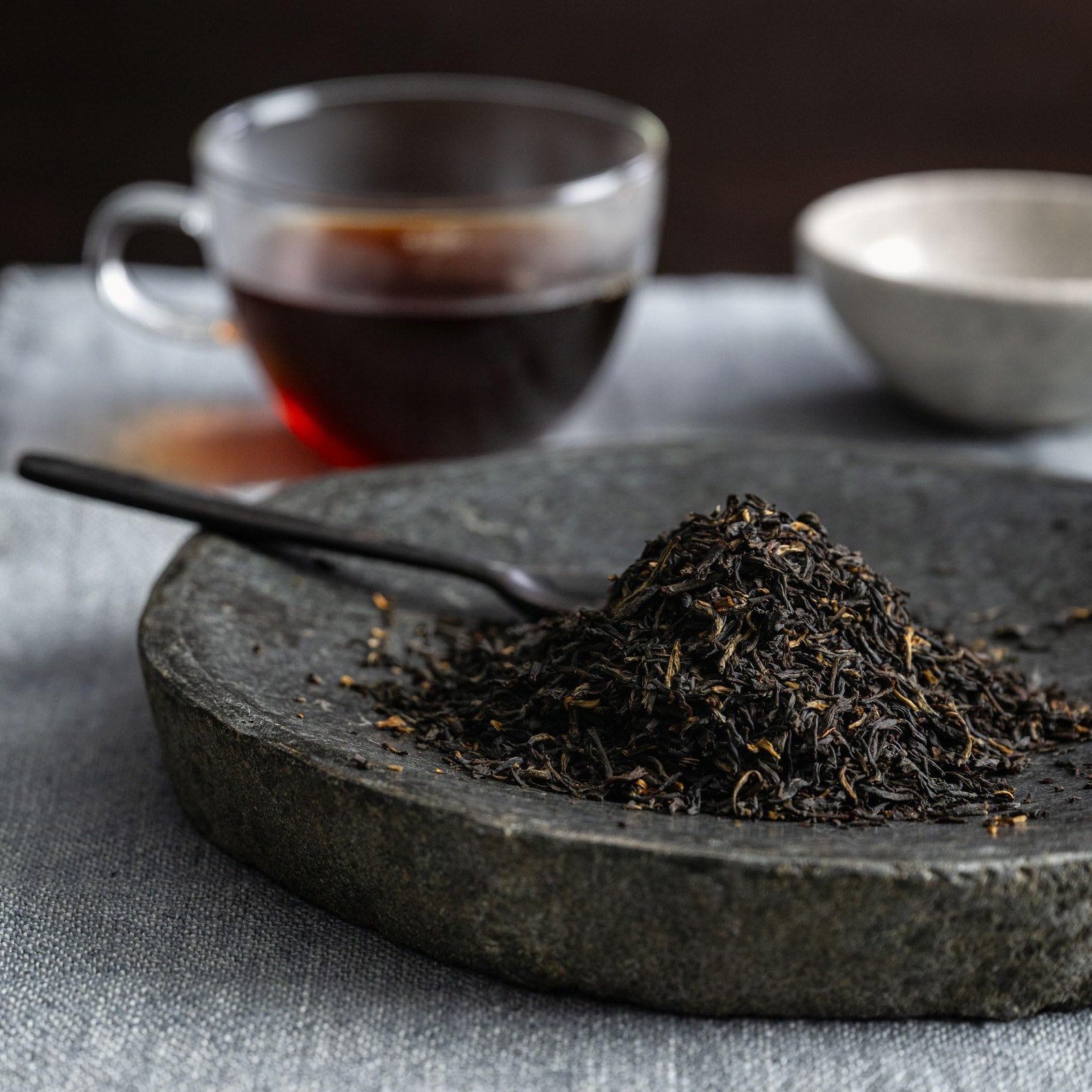 Rishi Tea Earl Grey Supreme – Organic, Caffeinated 1/4 Pound (Pack of 1)