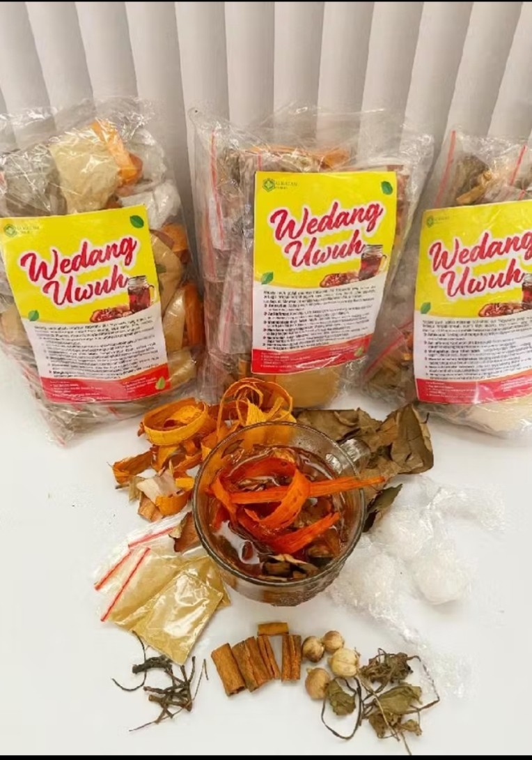 Wedang Uwuh herbal drink khas jogja Indonesia