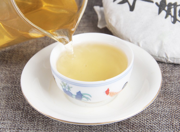 180g Pu’er Arbor Early Spring Tea Cake Natural Herbal Health Tea