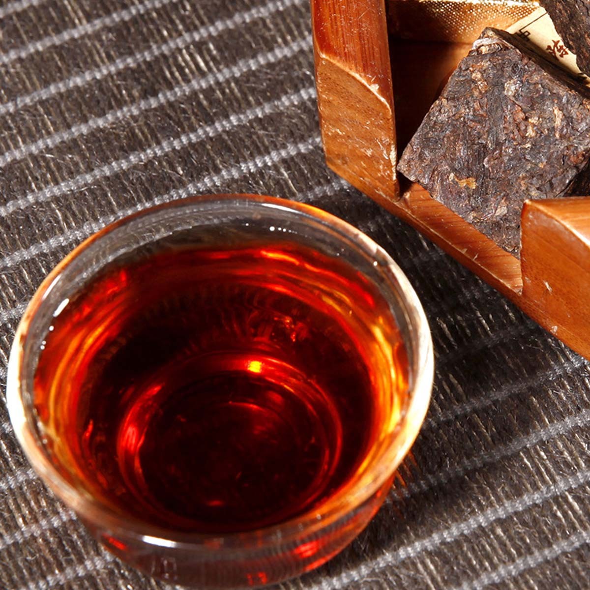250g Old Pu’er Black Tea Ripe Puer Tea Brick Cooked Puerh Yellow Iron Box Yunnan