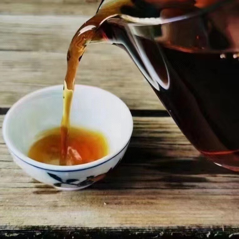 Pu-Erh tea,2006,Formula Supervision of 7572,357g,Cooked
