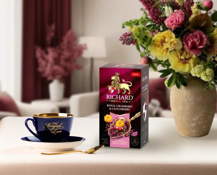 Royal Cranberry Cloudberry Flavoured Hibiscus infusion Tea 25 sachets Russia RF