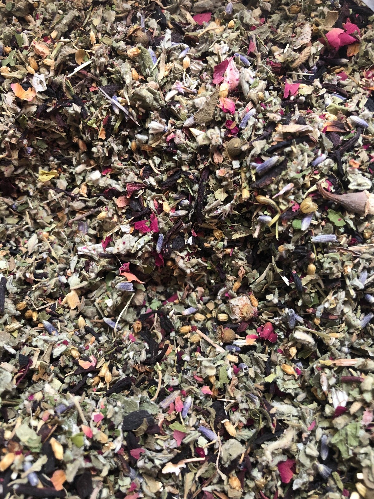 Lavender Yarrow Marsh Hibiscus Mint Rose Skullcap Damiana Raspberry – no.48 mix