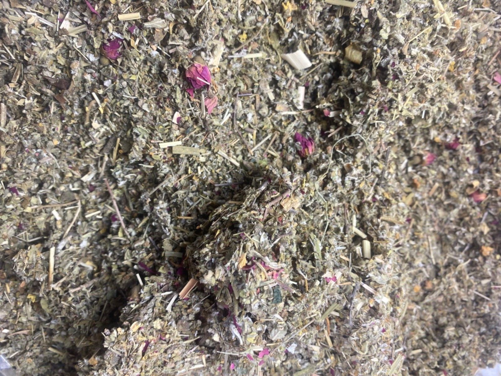 lemongrass passionflower raspberry rose plus other herbs! no.72 herbal blend mix
