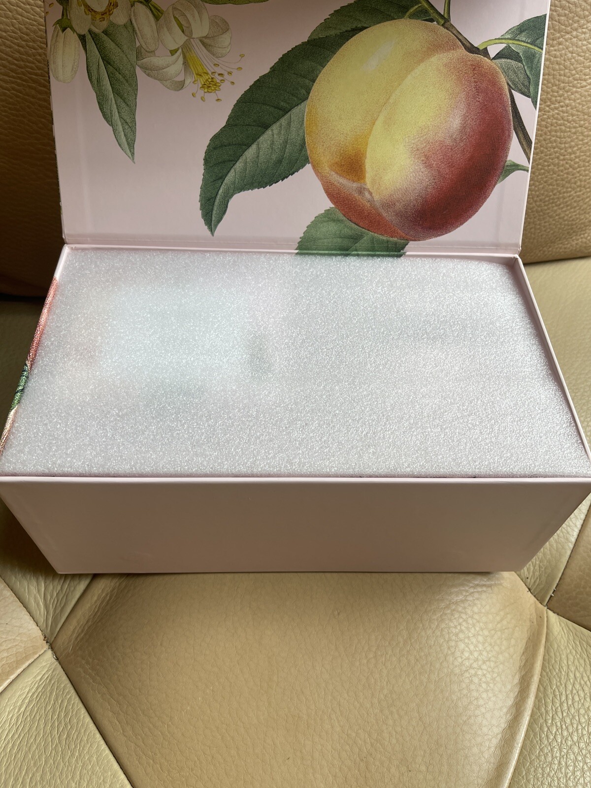 Tea Forte Jardin Gift Set with Pink Cafe Cup Tea Tray and 10 Handcrafted Pyra…