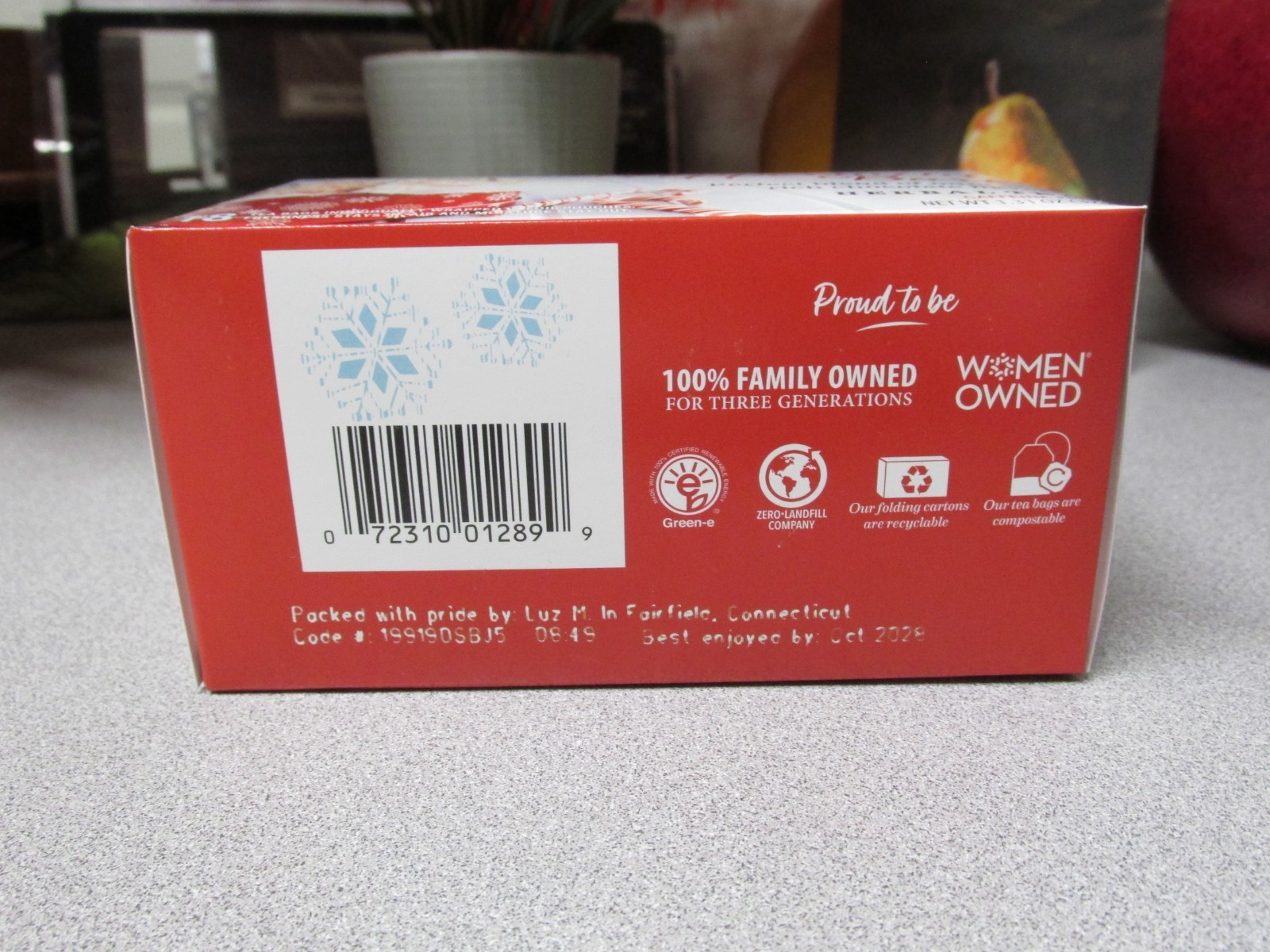 Bigelow Peppermint Bark Herbal Tea Bags 18 in Box
