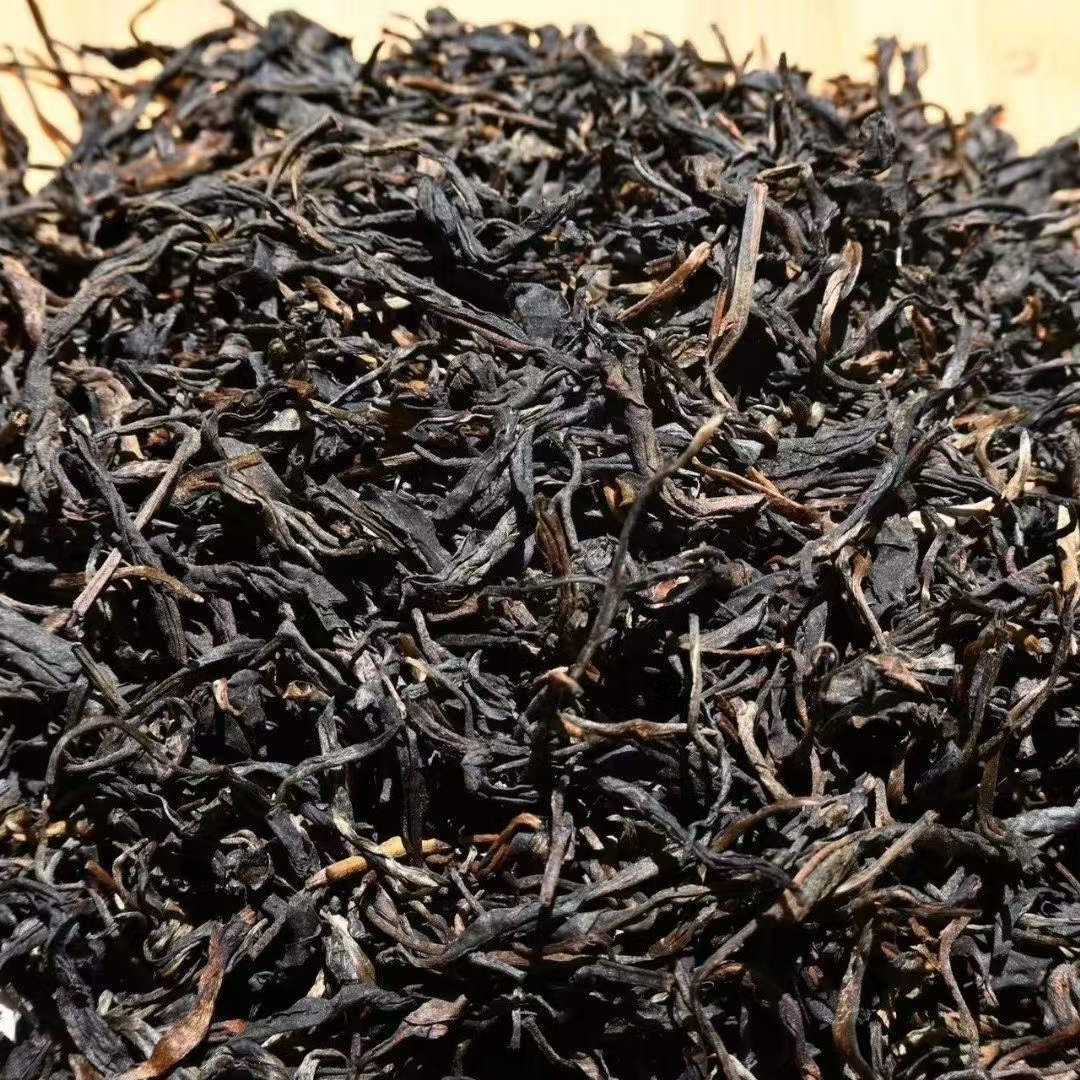 Yulin 1982 Raw Pu-erh Loose Tea (Vintage Spring Bud) 400 Grams