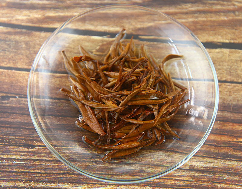 Yunnan Black Tea Dian Hong Gold Needle Jinya Golden Monkey Chinese Tea 150g