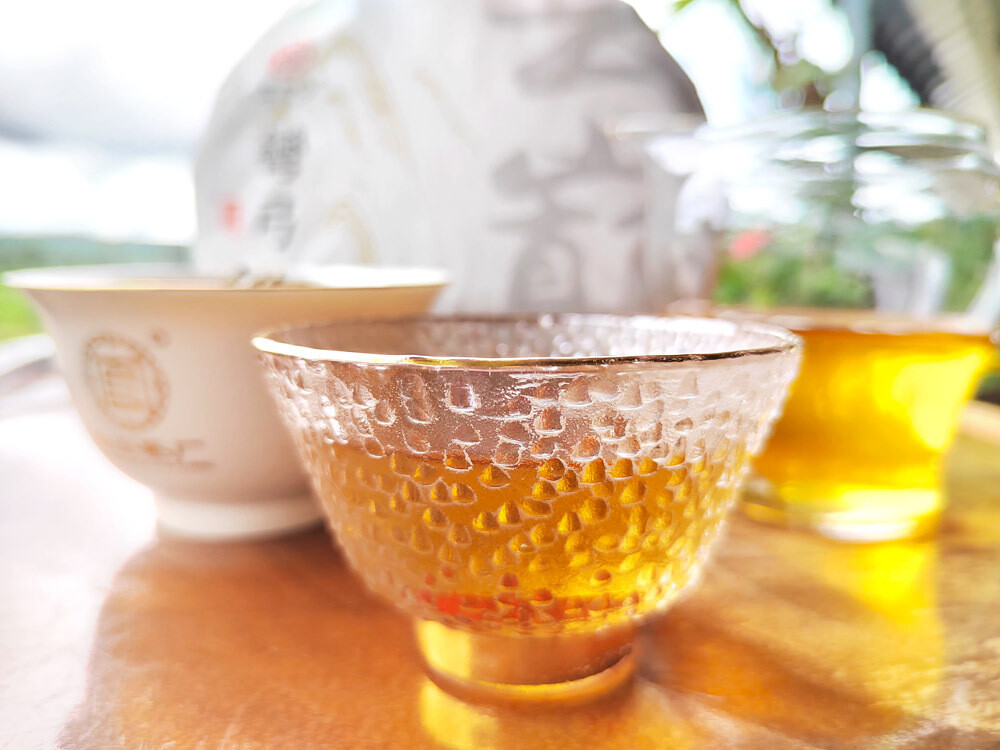 Pu’er Raw Tea Yunnan Ancient Tree Natural Healthy 357g Cake