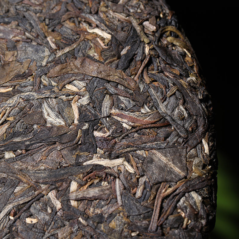 2020 Haiwan Raw Pu-erh 9948 Menghai Pu’er Batch 201 Sheng Puer Tea Cake 357g
