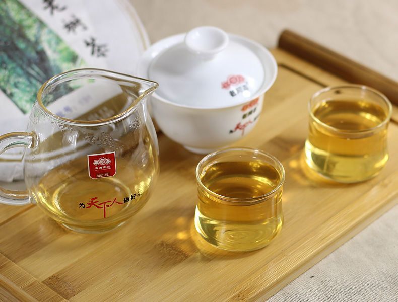 2014 Haiwan High Mountain Ancient Tree Old Comrade 141 Pu-erh Raw Puer Tea 500g