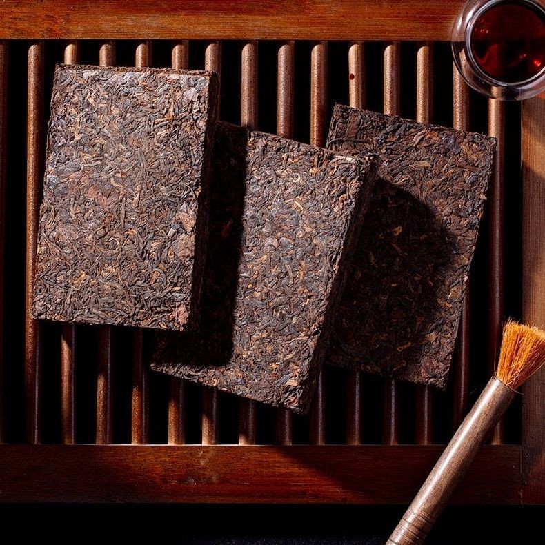 Yunnan Puer Brick Tea 1992 Laobanzhang Pu-erh Ripe Tea Brick Aged Puerh Tea 250g