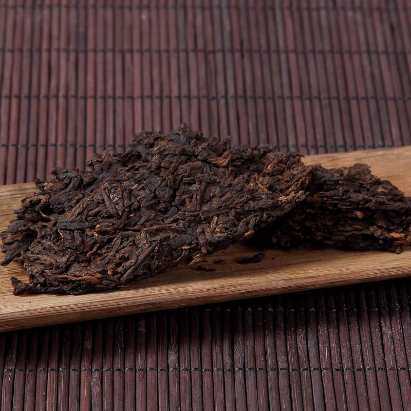 826 * 2014 Yunnan Long Run Tea Ripe Puer Tea Cake LinCang Old Tree Pu-erh 357g
