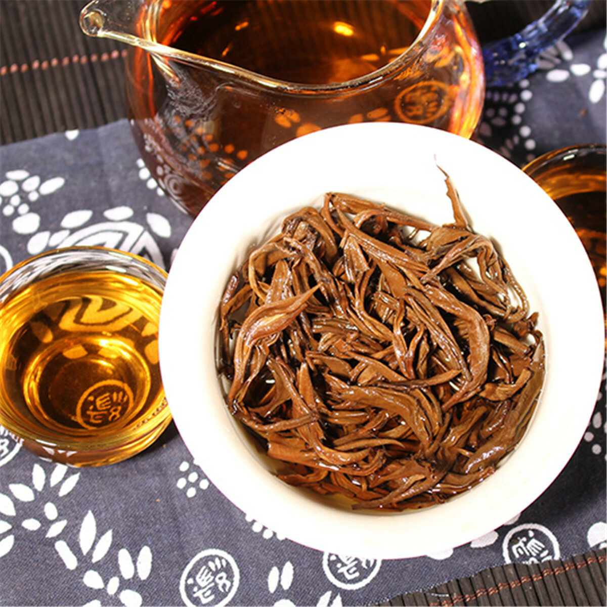 100g Premium Yunnan Dianhong Gold Buds Black Tea Mini Cake Health Drink