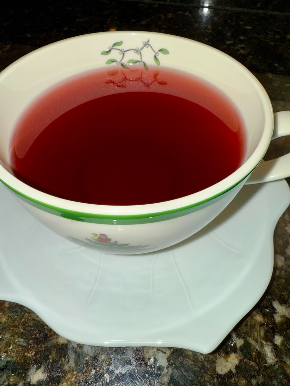 Eco-Conscious 100 Count Organic Hibiscus Tea – Sweet & Tart Caffeine-Free Bliss