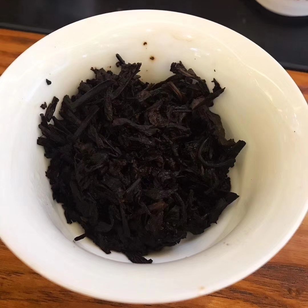 TAETEA Classic 7562 * 2022 Menghai Dayi Pu-erh Tea Brick Ripe Puer Pu’er 250g