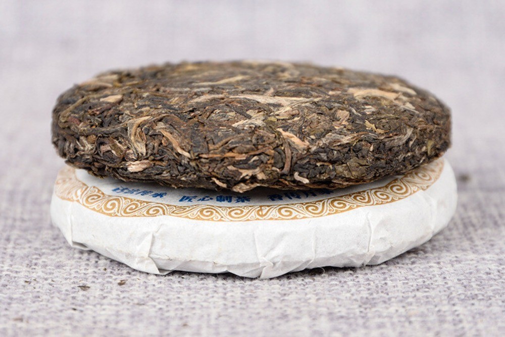 Yiwu Raw Puer Tea Cake 50g – Yunnan Healthy Drink Tea