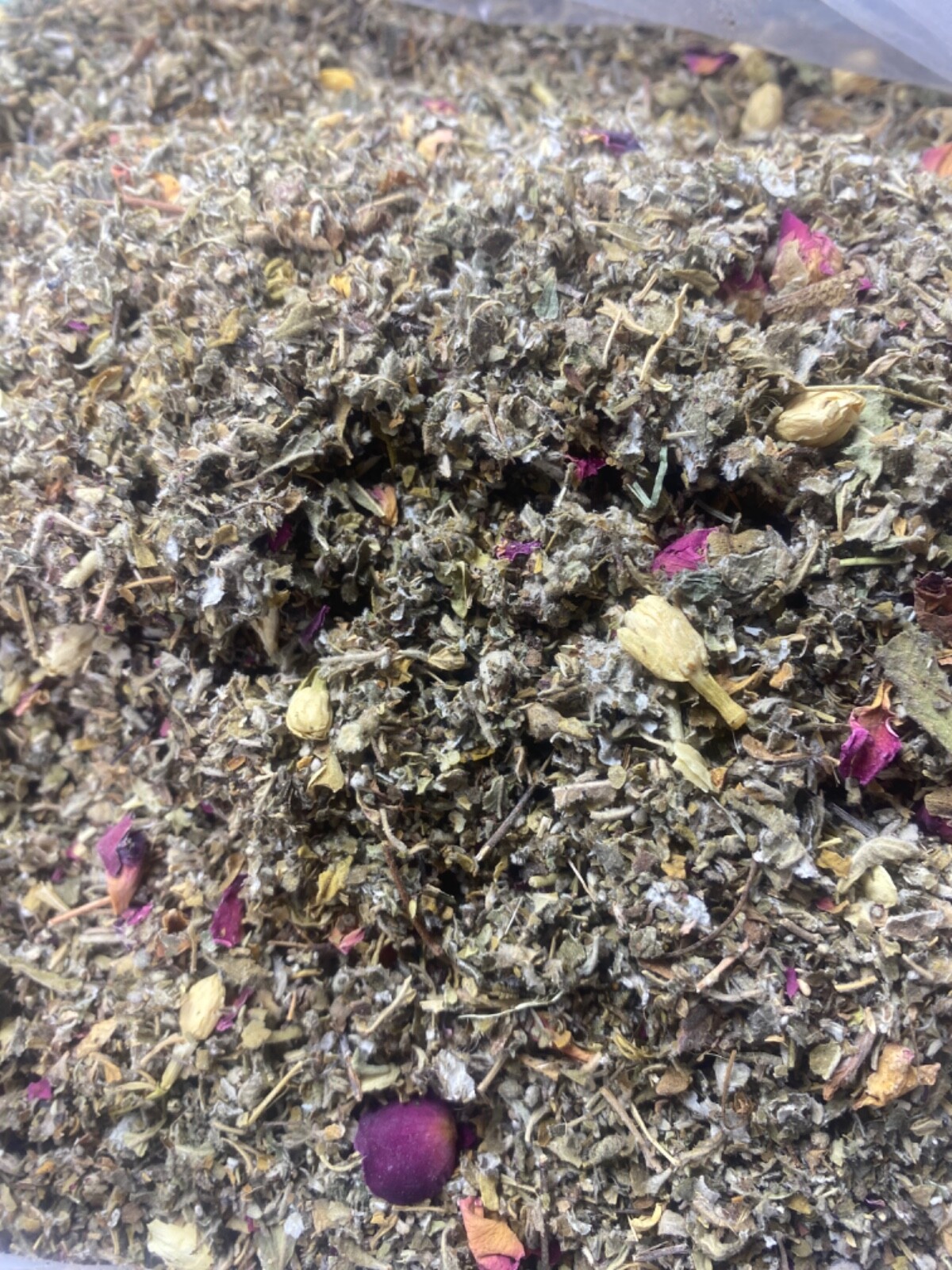 tulsi holy basil jasmine rose damiana raspberry leaf mullein no.71 mix – 1 oz.
