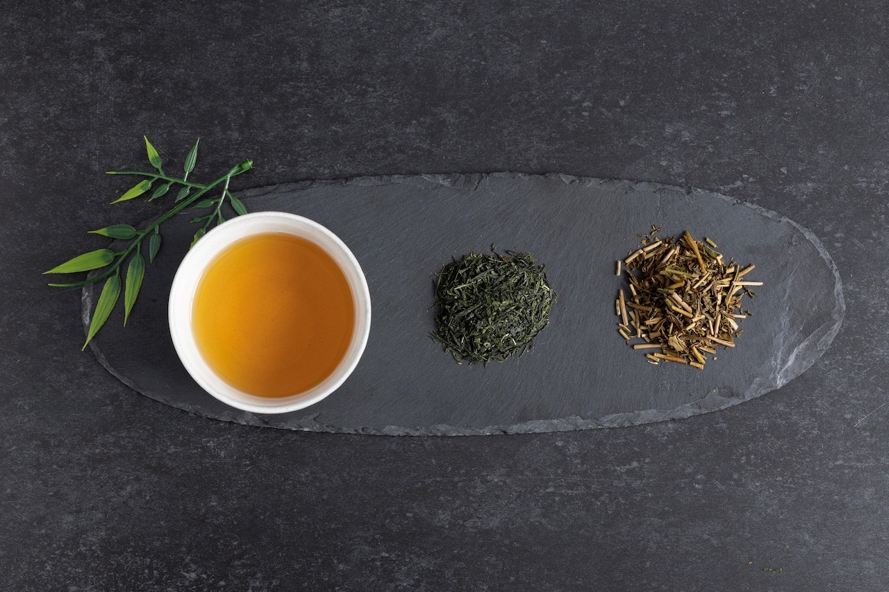 UTAMARO Japanese Green Tea Gift Set Hojicha & Kabusecha 220g (7.76oz) From Japan