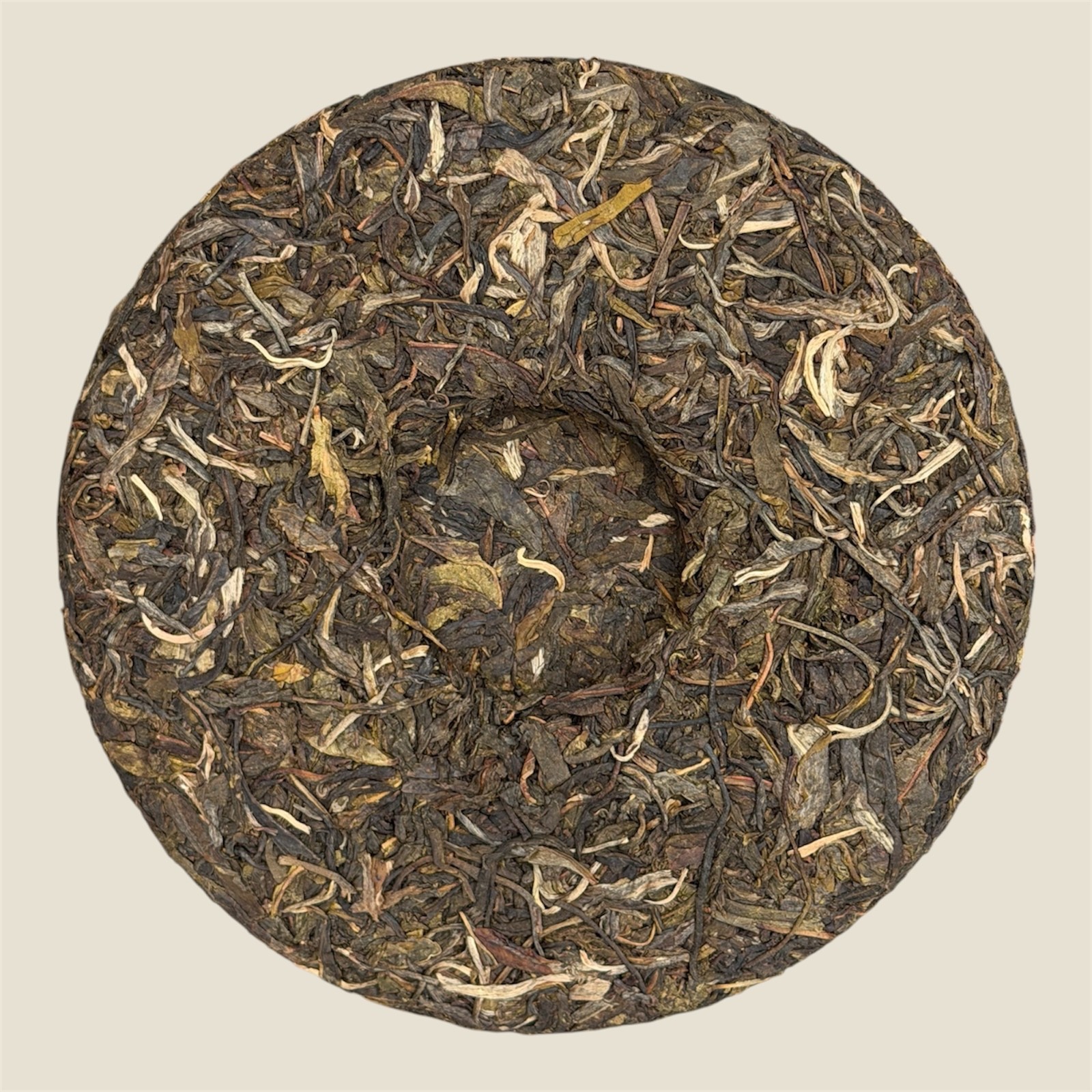 Golden Sip 2017 Banzhang Blue Peacock Shen Puerh Cake Menghai 12.5oz/357g