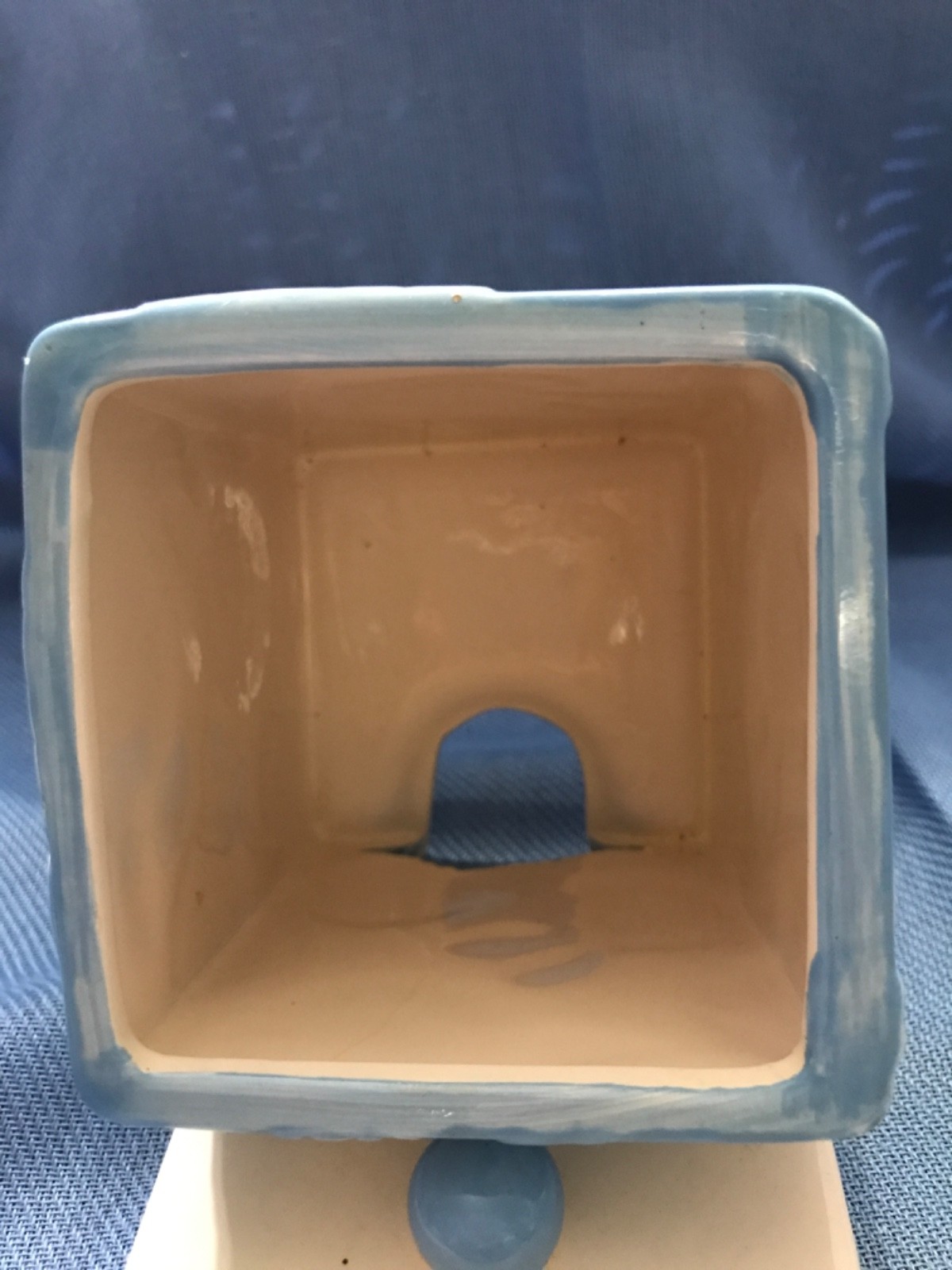 Tea bag dispensor