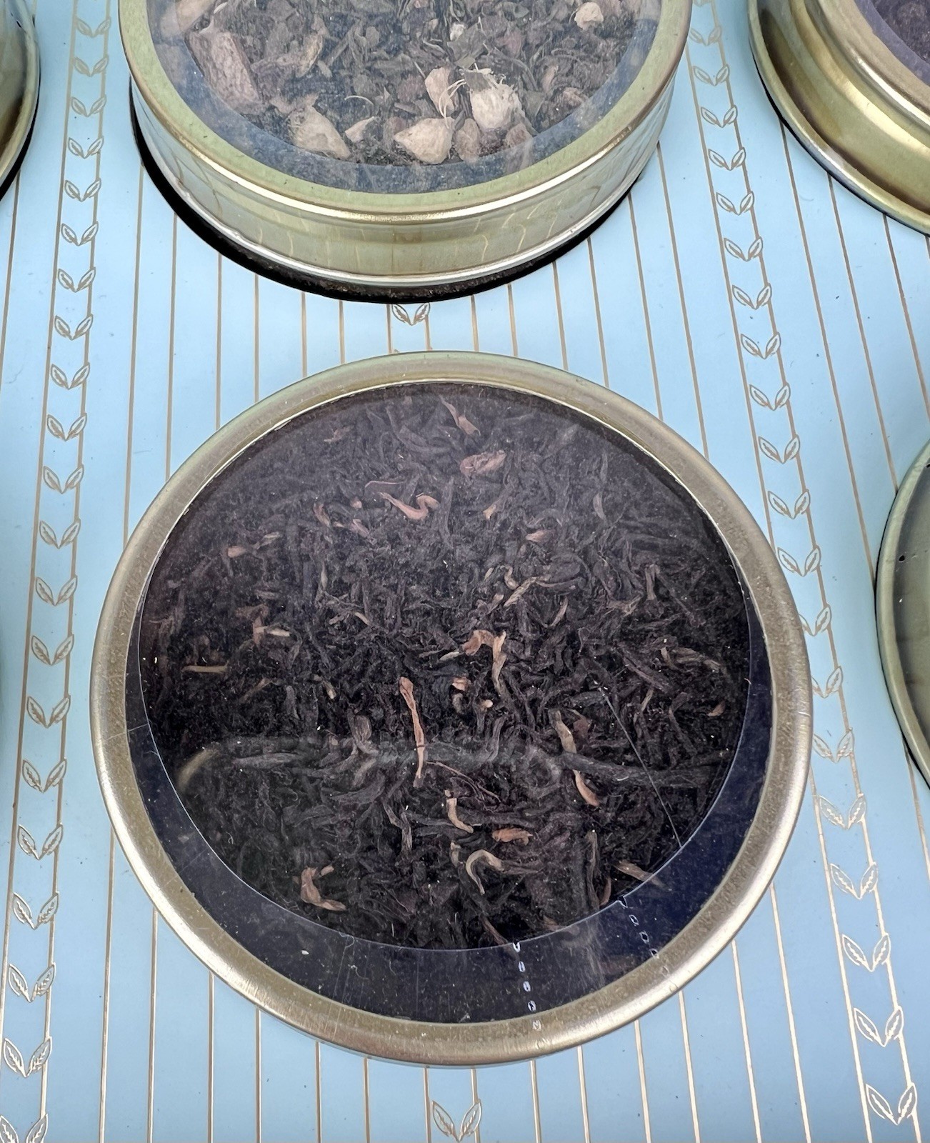 Vahdam India Signature Private Reserve Assorted Loose Leaf Tea 12 pc Gift Set