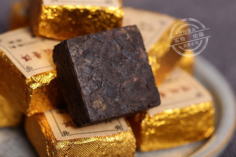 Yunnan ‘Jia’ Word Mini Tea Ripe Pu’er Brick Made By 2003 Old Puer Shu Puerh Tea