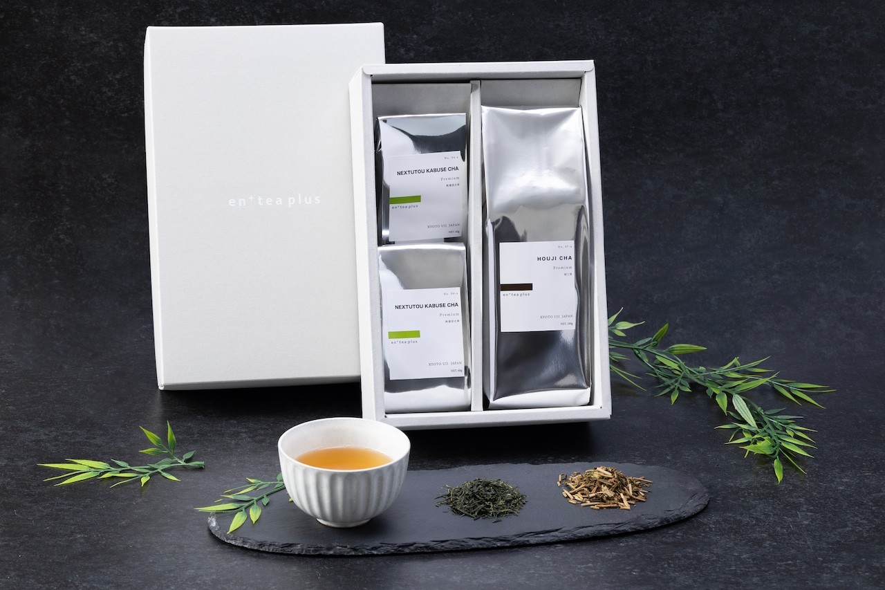 UTAMARO Japanese Green Tea Gift Set Hojicha & Kabusecha 220g (7.76oz) From Japan