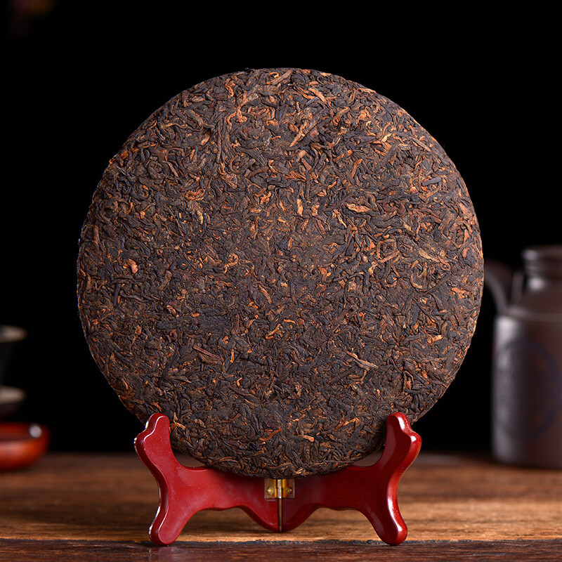 Mellow Aroma Cake Tea * 2018 Yunnan Haiwan Old Comrade Ripe Pu’er Tea Cake 357g