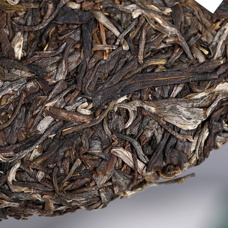 357g Lao Tong Zhi 9948 Raw Pu-erh Tea Haiwan Old Comrade Shen Top Puer Tea Cake