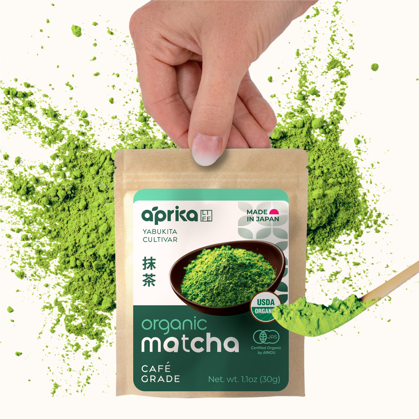 Bamboo Matcha Scoop + Café Grade Japanese Matcha Powder 30g | Chashaku + Matcha