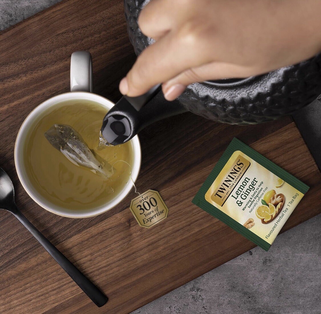 4 Box Twinings Lemon & Ginger Herbal Tea, Caffeine Free 100 Tea Bags 1.32 oz EA