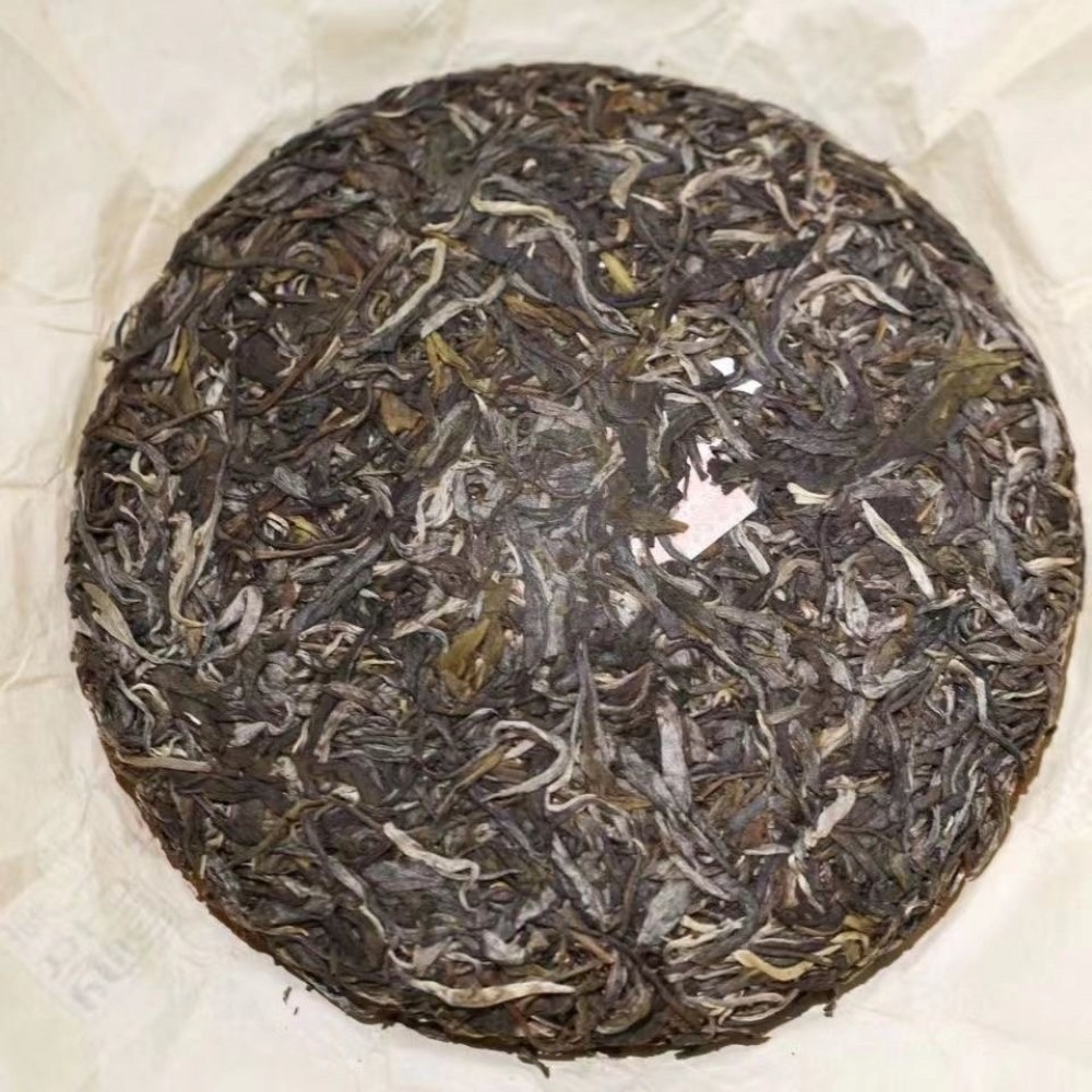 2023 ChenShenghao Jade Rabbit Welcomes Spring Raw Pu-erh Tea Cake, 357g