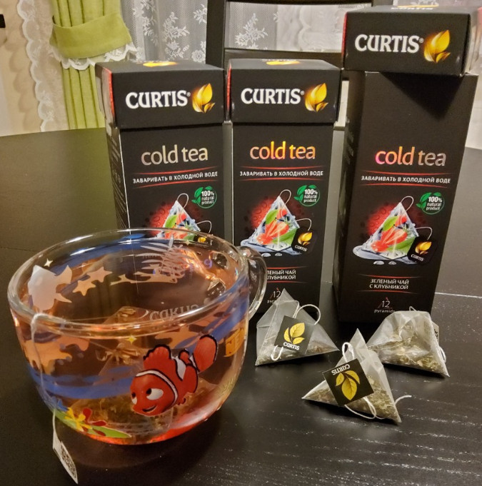 CURTIS COLD GREEN TEA STRAWBERRY 12 PYRAMIDS Зеленый чай с клубникой RF NO GMO