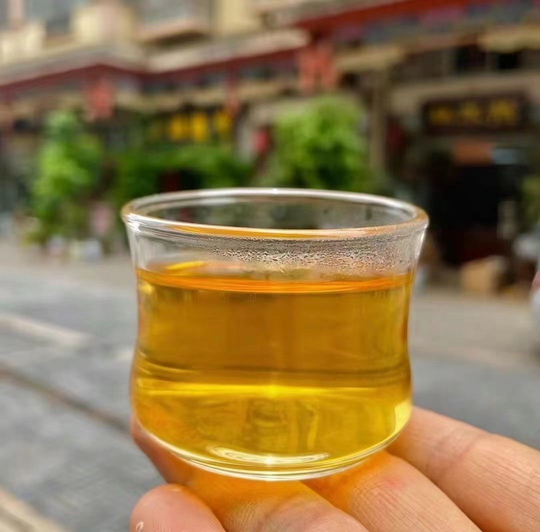2013 Limited Edition Ban Zhang King Raw Pu-erh Tea Cake 357g | Xishuangbanna 60t