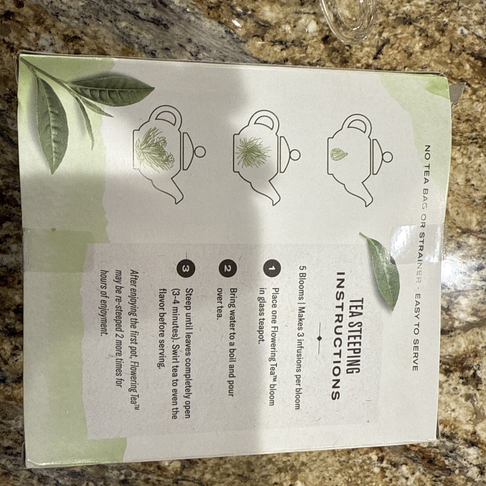 Numi Organic Tea Flowering Gift Set, 6 Tea Blossoms & 16 Ounce Glass Teapot
