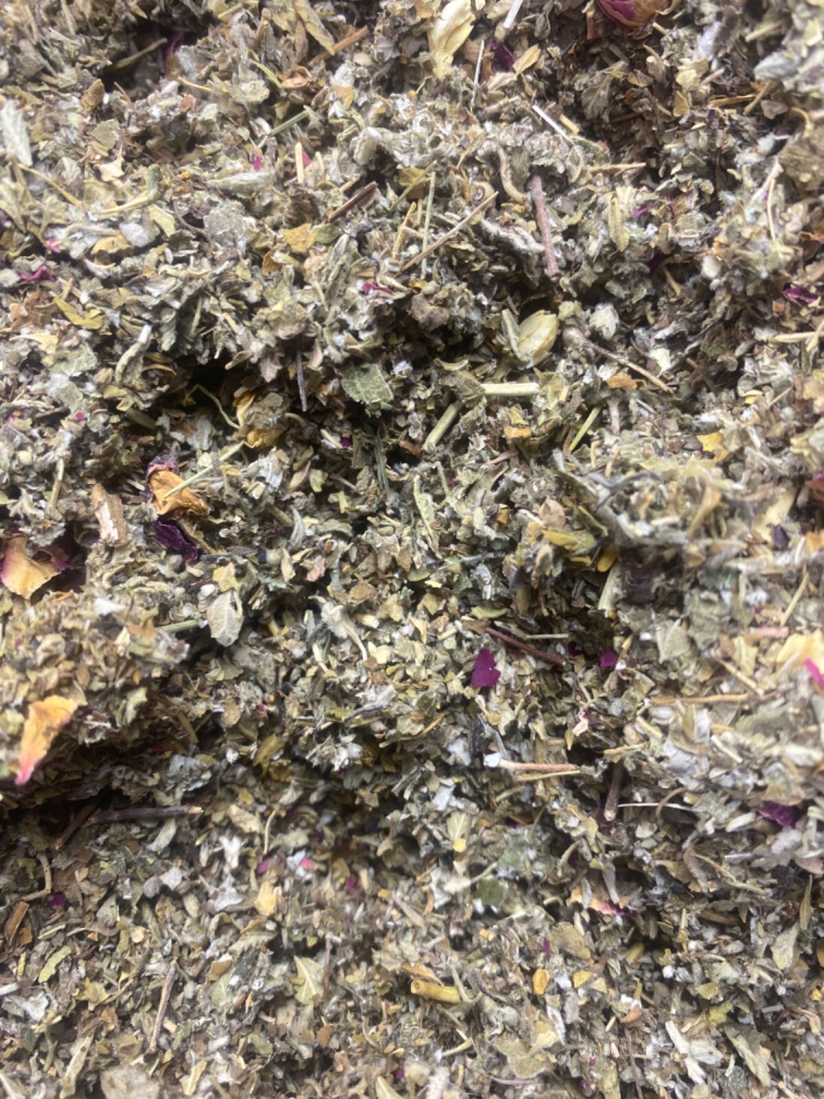 tulsi holy basil jasmine rose damiana raspberry leaf mullein no.71 mix – 1 oz.