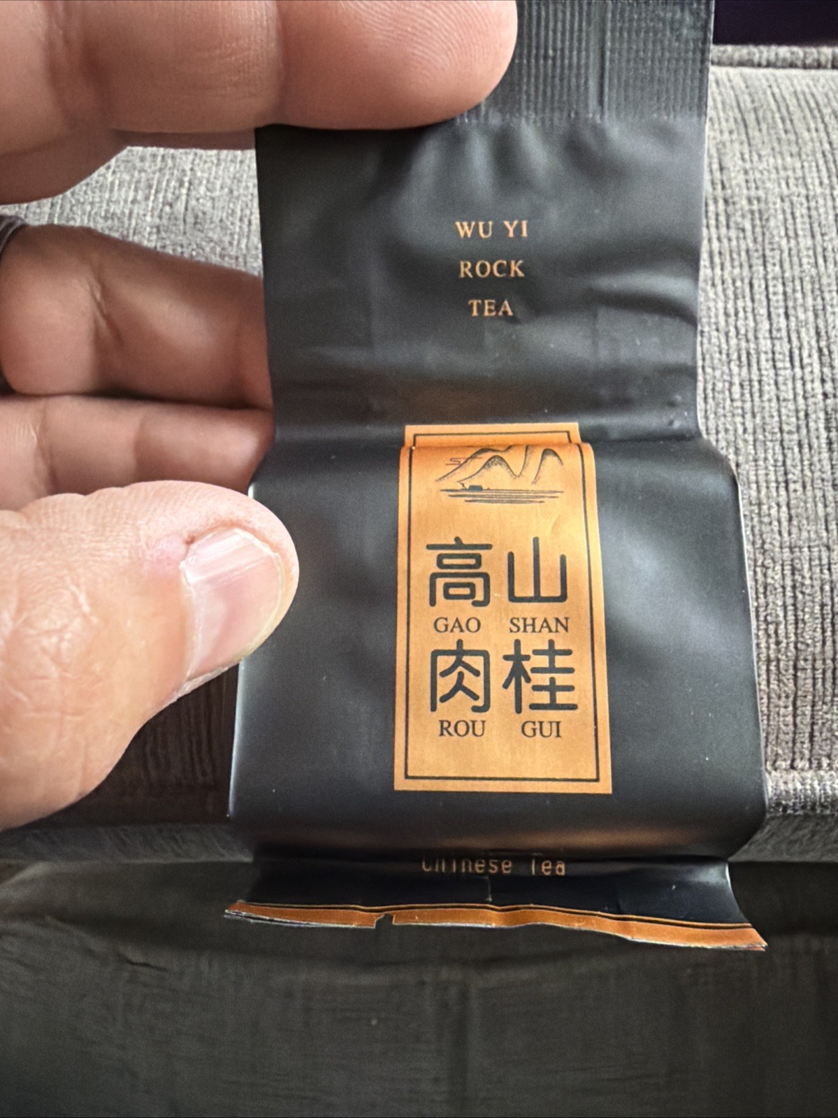 Gao Shan Rou Gui (高山肉桂) Wuyi Mountains. “WU YI ROCK TEA” 30 Count In Wood Box
