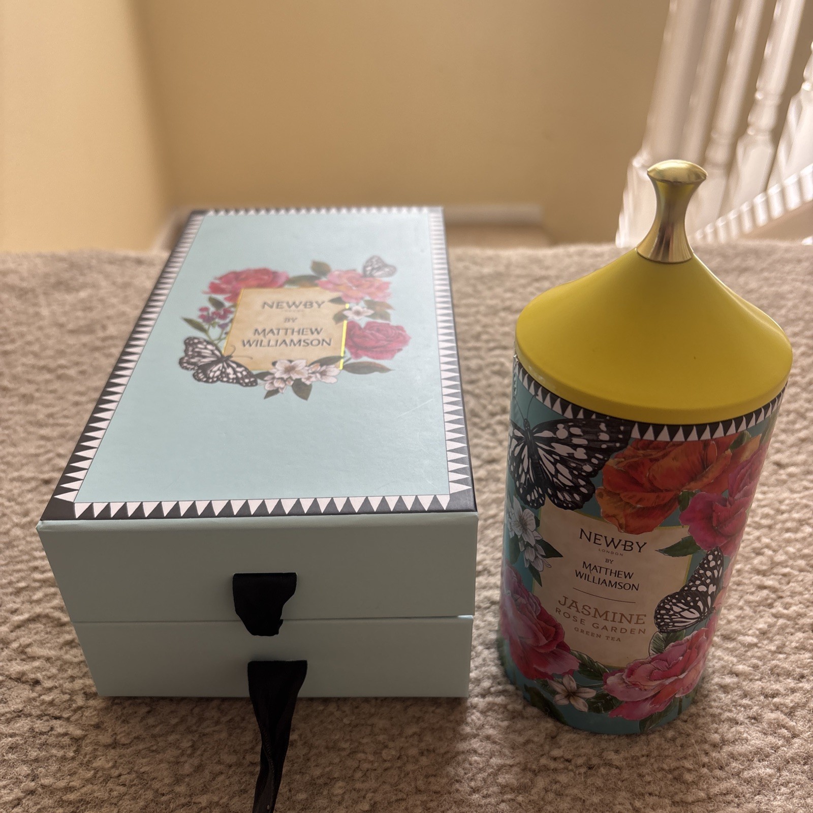 NEWBY x Matthew Williamson Jasmine Rose Garden Green Tea (75 g) NEW