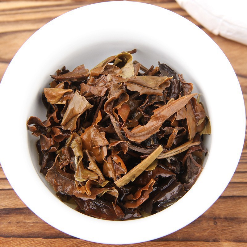 Yunnan Yue Guan Bai Puer MoonLight 100g Yunnan White Tea Buds Raw Ancient Tree