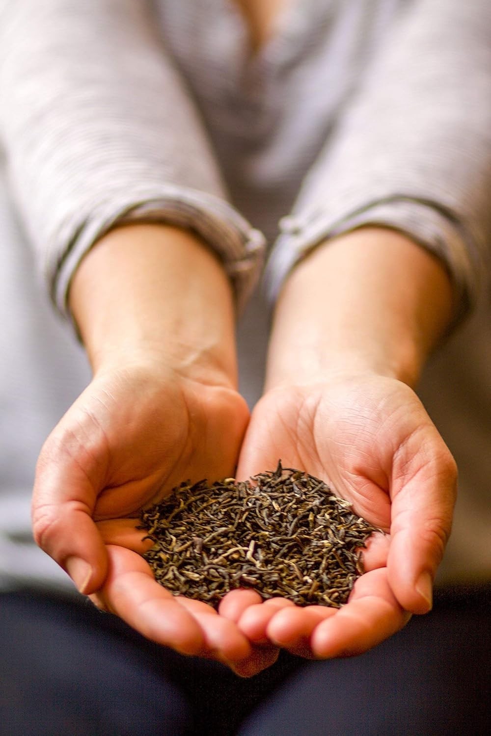 Golden Moon 8 oz Organic Jasmine Loose Leaf Tea – Pure, Natural & Refreshing